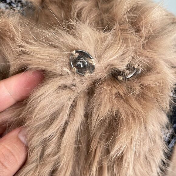 Tan Cashmere with Real Fur Vest - Picture 3 of 3